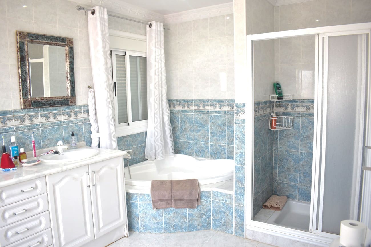3 sypialnia Willa na sprzedaż w San Fulgencio z basenem garażem - 345 000 € (Ref: 9928186)