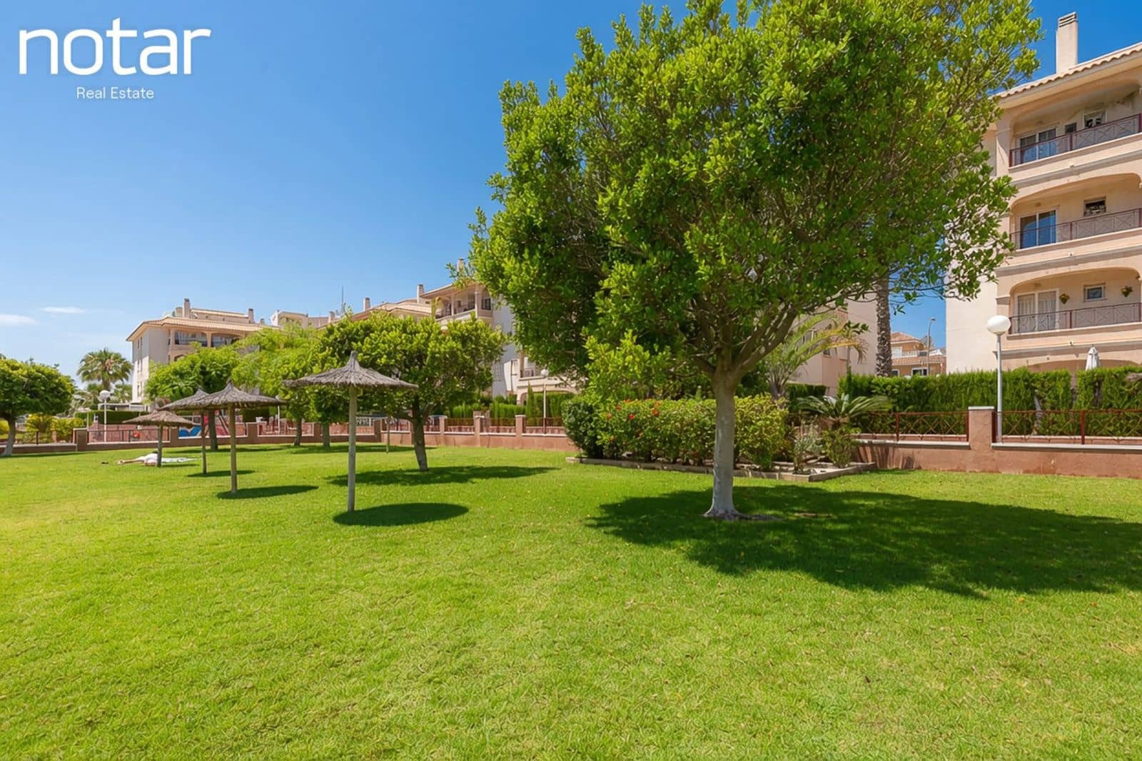 2 slaapkamer Appartement te koop in Playa Flamenca met zwembad - € 249.000 (Ref: 9928188)