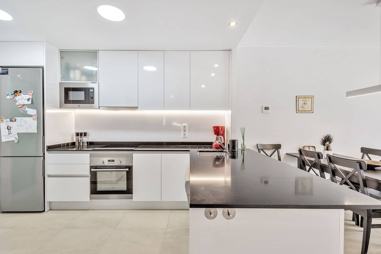 3 slaapkamer Appartement te koop in Playa Flamenca met zwembad garage - € 499.000 (Ref: 9928194)