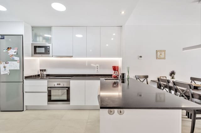 3 slaapkamer Appartement te koop in Playa Flamenca, Orihuela met zwembad garage - € 499.000 (Ref: 9928194)