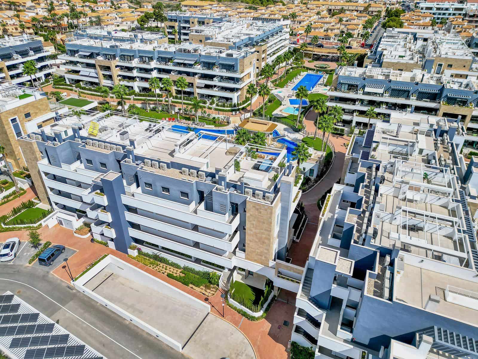 3 slaapkamer Appartement te koop in Playa Flamenca met zwembad garage - € 499.000 (Ref: 9928194)