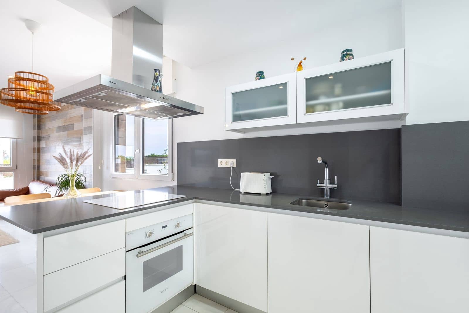 3 sypialnia Dom na sprzedaż w Los Balcones z basenem garażem - 429 000 € (Ref: 9928196)