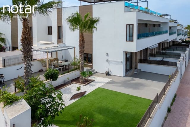 3 sypialnia Dom na sprzedaż w Los Balcones z basenem garażem - 429 000 € (Ref: 9928196)