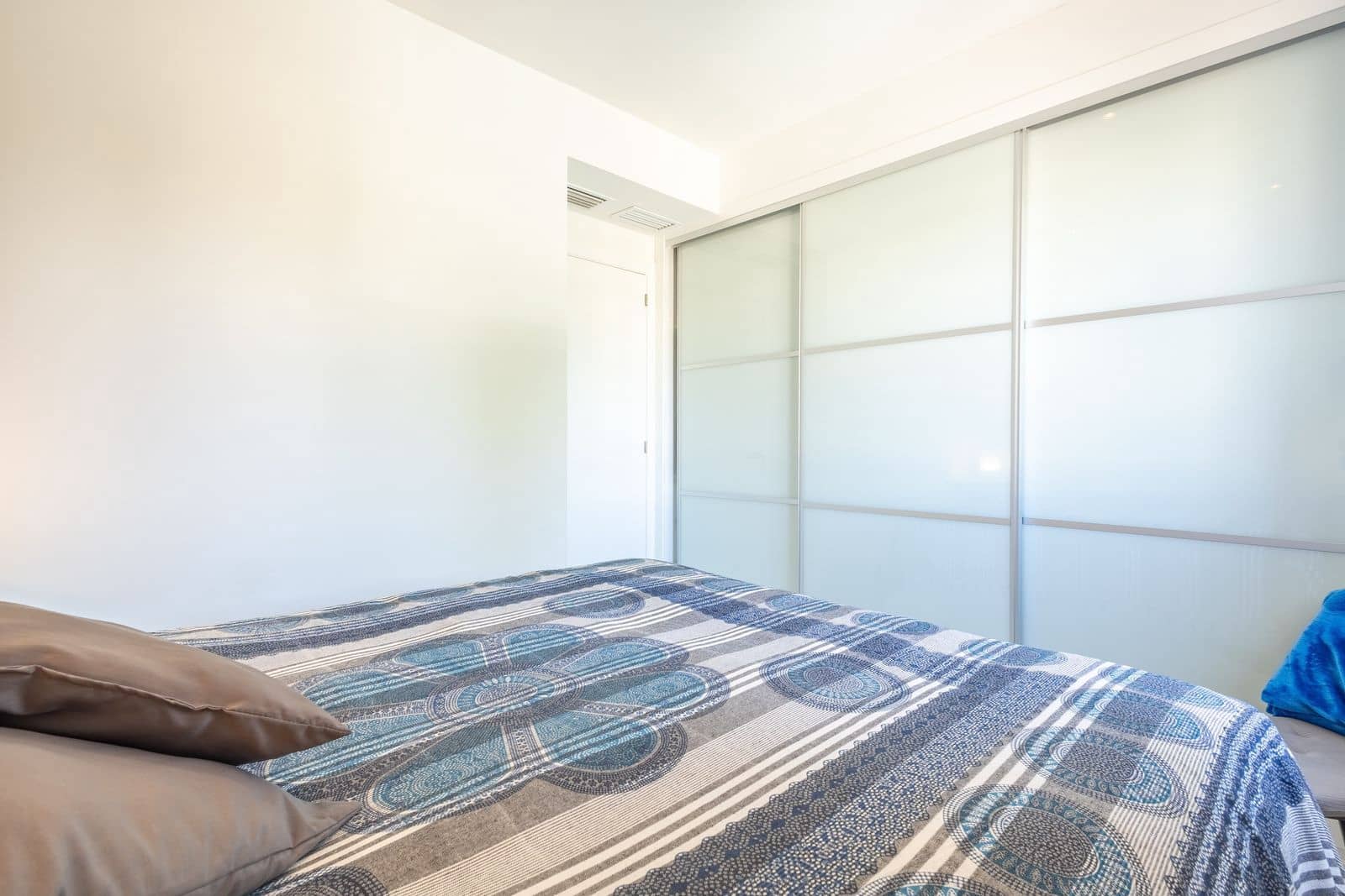 2 bedroom Apartment for sale in Torrevieja with pool garage - € 270,000 (Ref: 9928198)