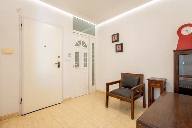 3 makuuhuone Huoneisto myytävänä paikassa Playa Flamenca, Orihuela mukana uima-altaan 
autotalli - 339 000 € (Ref: 9928199)
