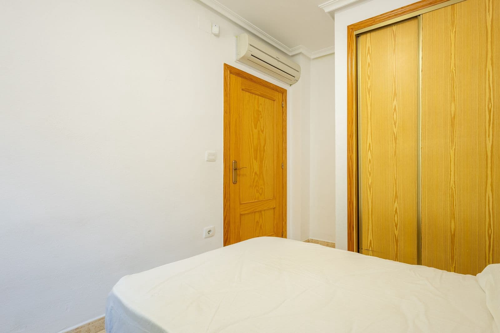 3 bedroom Apartment for sale in Playa Flamenca with pool garage - € 339,000 (Ref: 9928199)