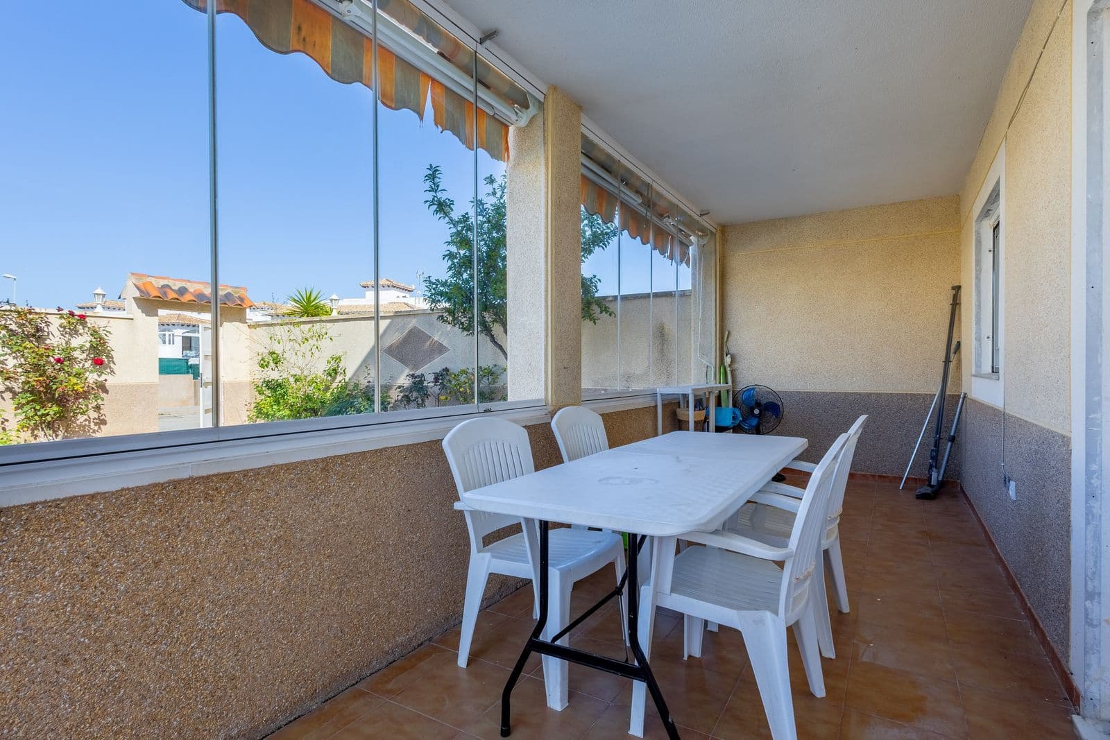 3 bedroom Apartment for sale in Playa Flamenca with pool garage - € 339,000 (Ref: 9928199)