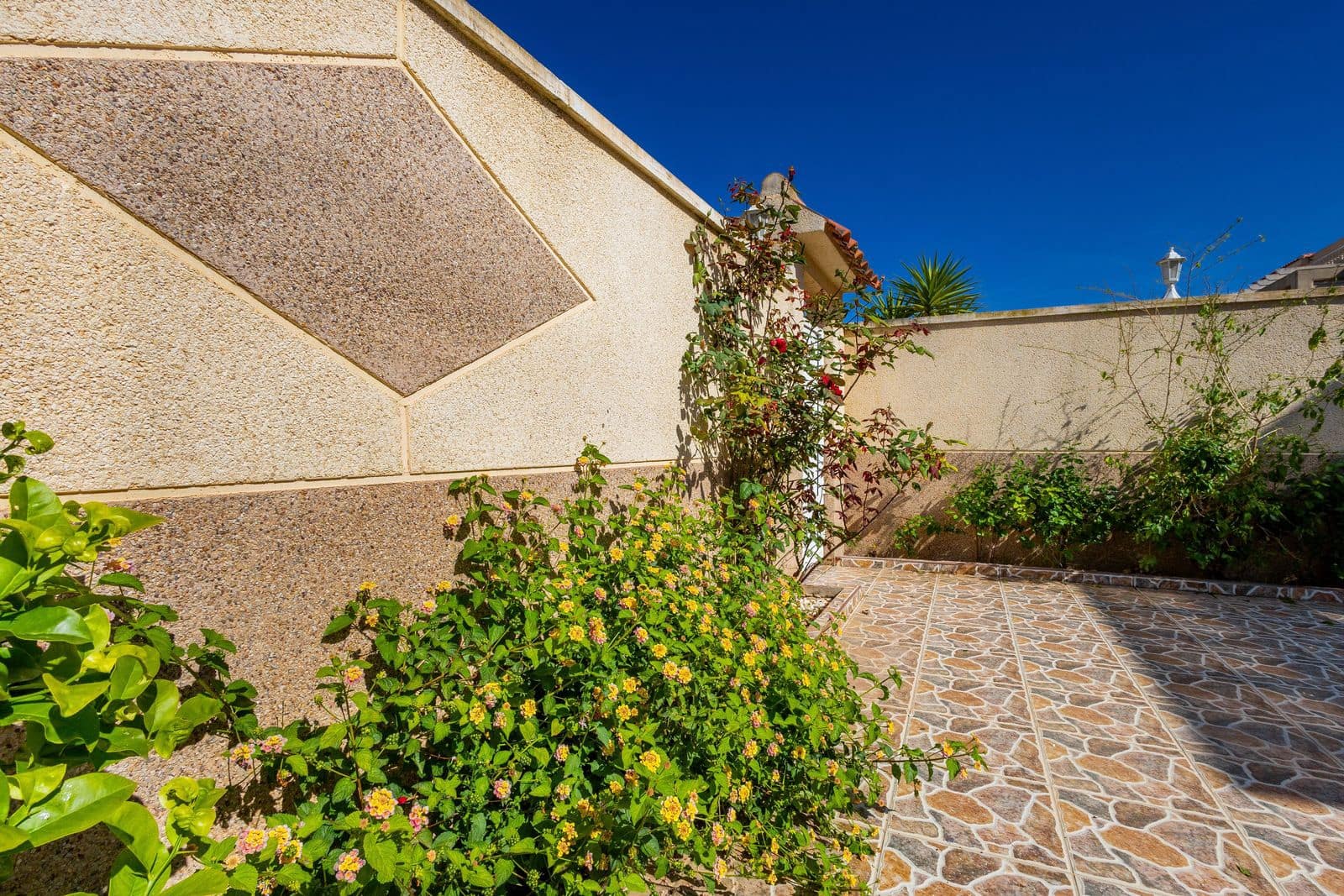 3 bedroom Apartment for sale in Playa Flamenca with pool garage - € 339,000 (Ref: 9928199)