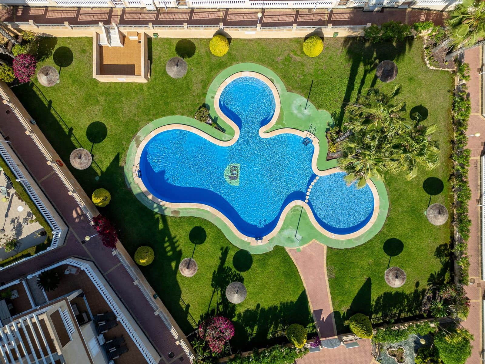 3 bedroom Apartment for sale in Playa Flamenca with pool garage - € 339,000 (Ref: 9928199)