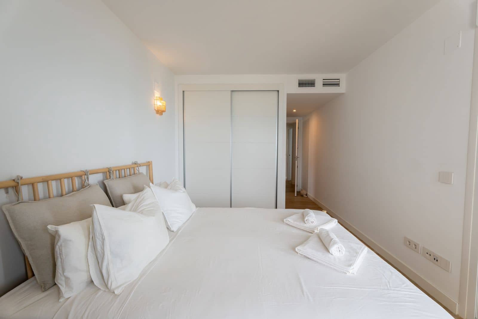 3 sypialnia Apartament na sprzedaż w Punta Prima z basenem garażem - 690 000 € (Ref: 9928201)