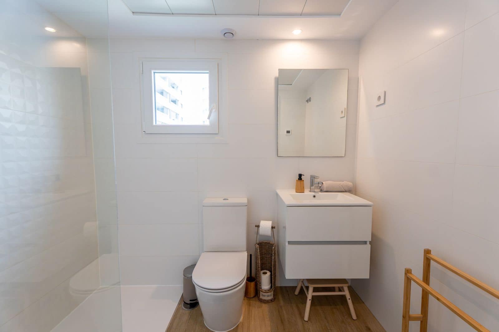 3 sypialnia Apartament na sprzedaż w Punta Prima z basenem garażem - 690 000 € (Ref: 9928201)