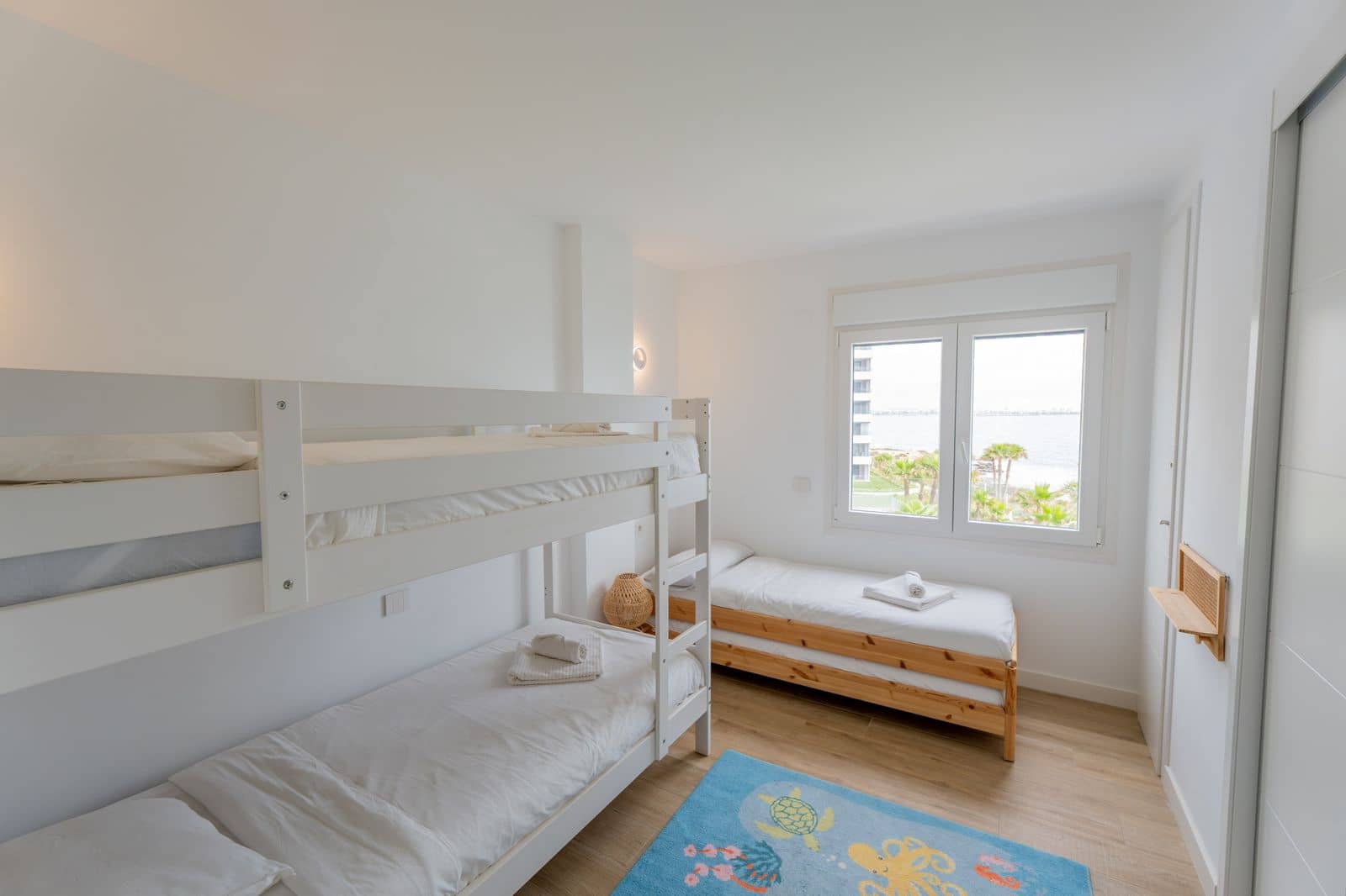 3 sypialnia Apartament na sprzedaż w Punta Prima z basenem garażem - 690 000 € (Ref: 9928201)