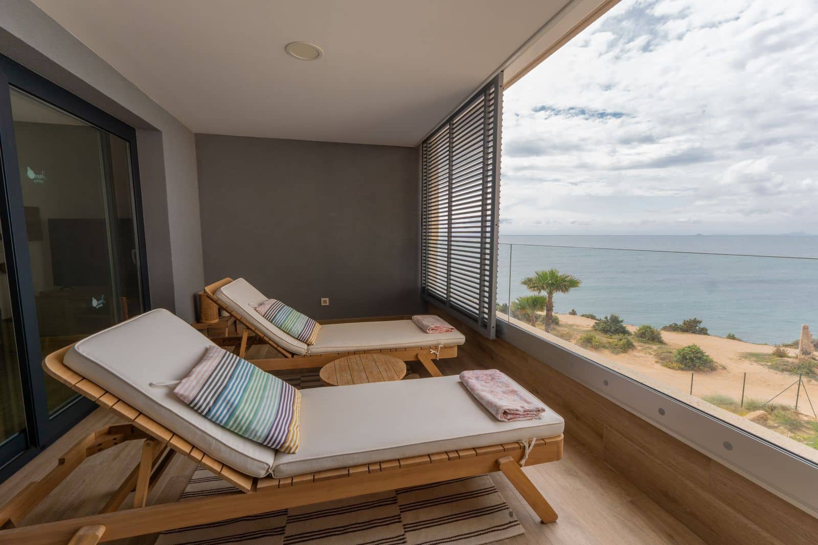 3 sypialnia Apartament na sprzedaż w Punta Prima z basenem garażem - 690 000 € (Ref: 9928201)