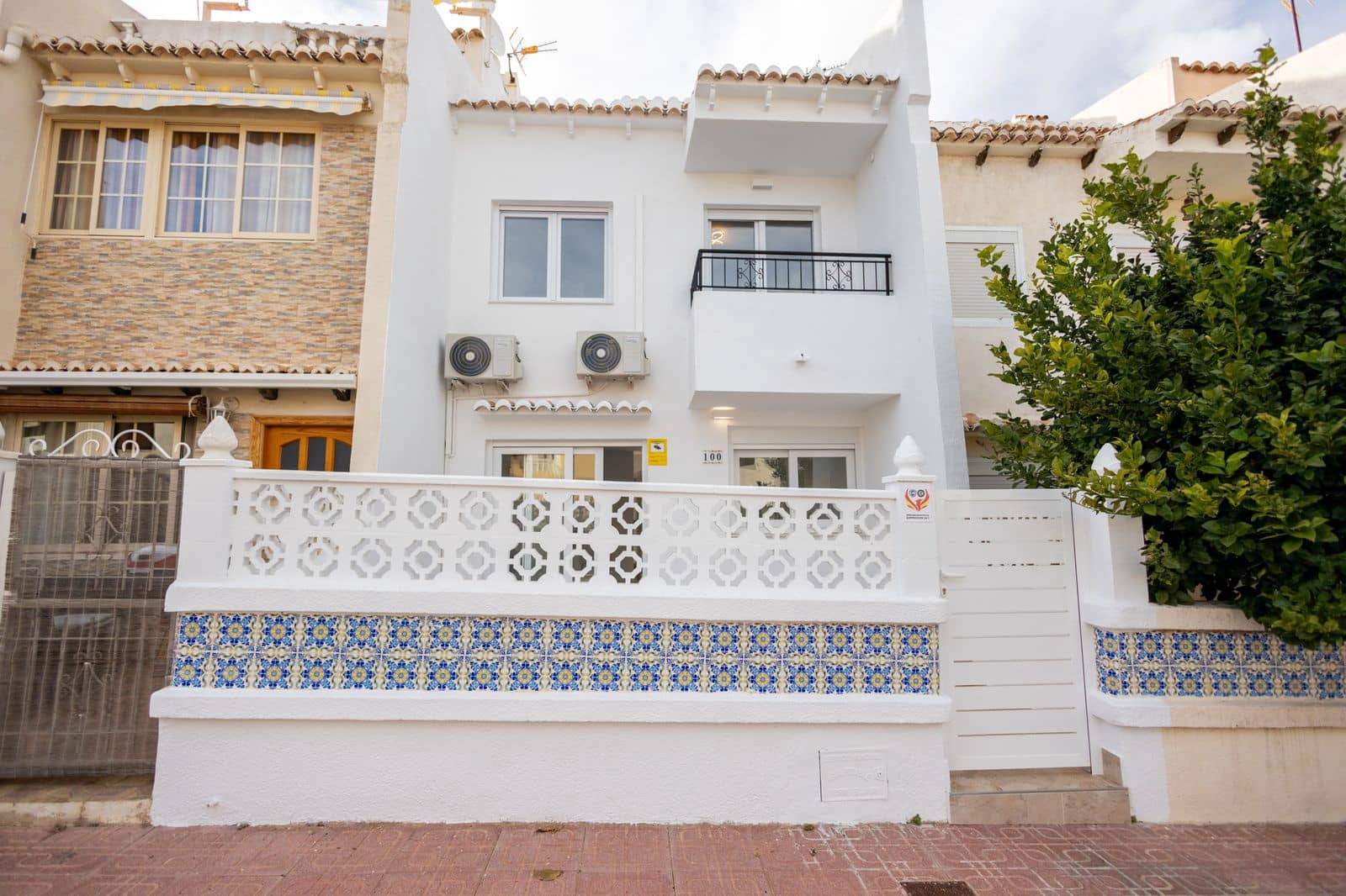 3 soveværelse Byhus til salg i Los Balcones med swimmingpool - € 229.000 (Ref: 9928204)