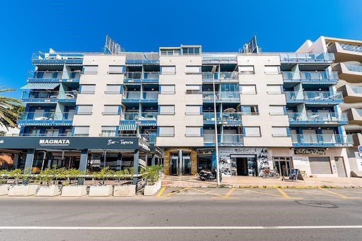 4 sypialnia Apartament na sprzedaż w Torrevieja z basenem - 680 000 € (Ref: 9928206)