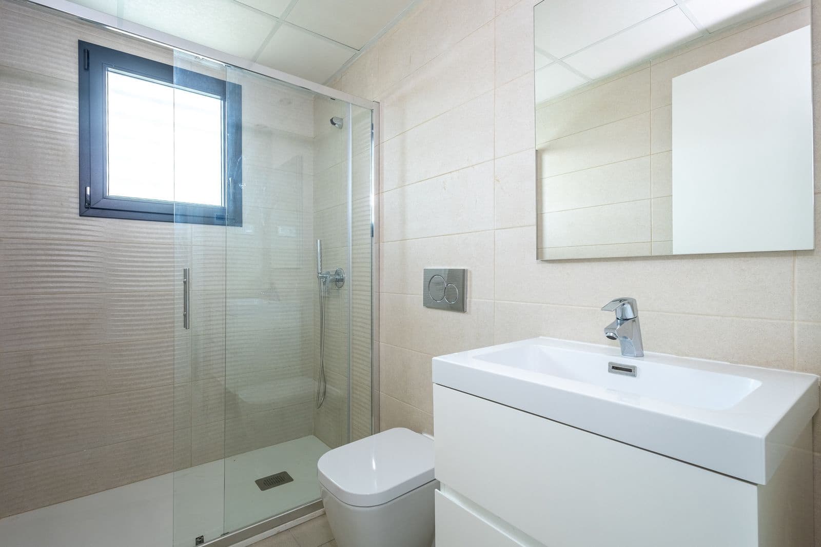 Apartamento de 3 habitaciones en Playa Flamenca en venta con piscina - 522.000 € (Ref: 9928207)