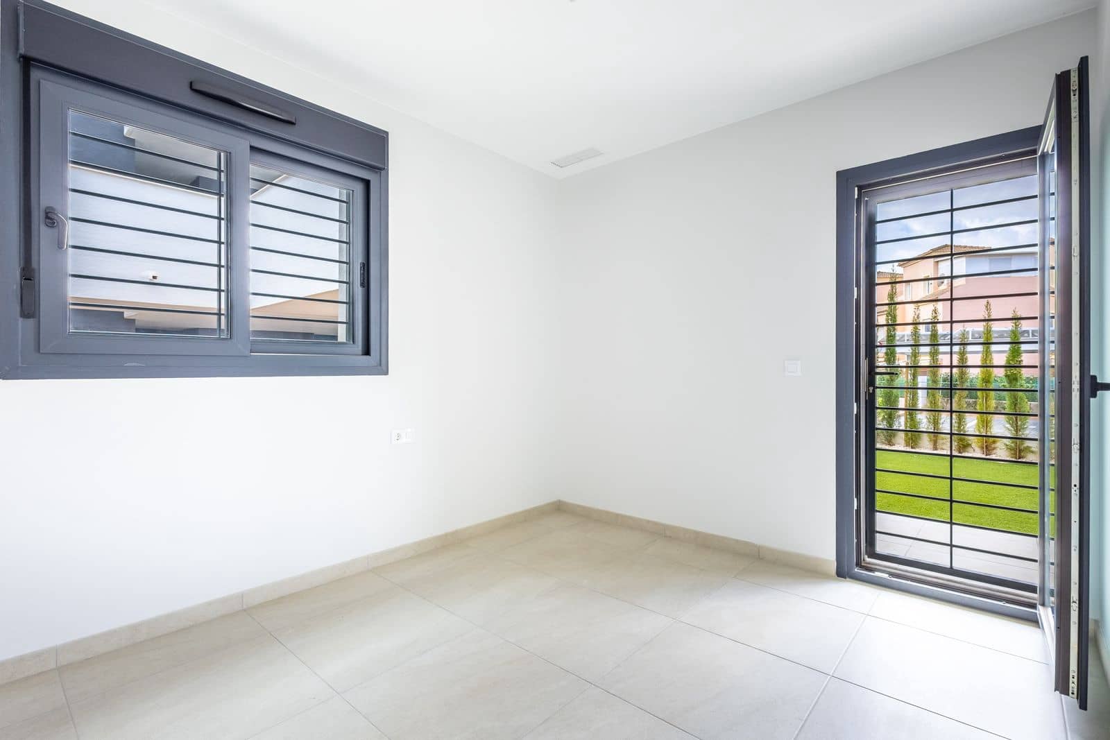Apartamento de 3 habitaciones en Playa Flamenca en venta con piscina - 522.000 € (Ref: 9928207)