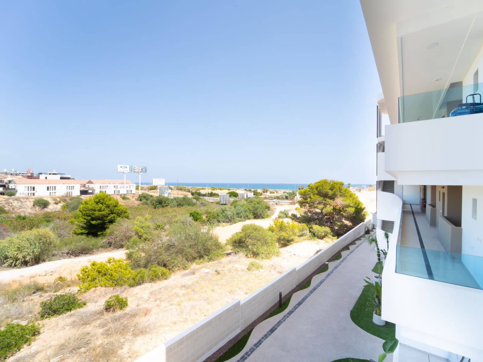 2 bedroom Apartment for sale in Playa Flamenca with pool - € 399,000 (Ref: 9928208)