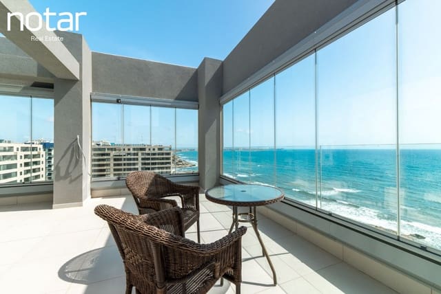 Apartamento de 3 habitaciones en Punta Prima, Torrevieja en venta con piscina garaje - 795.000 € (Ref: 9928209)