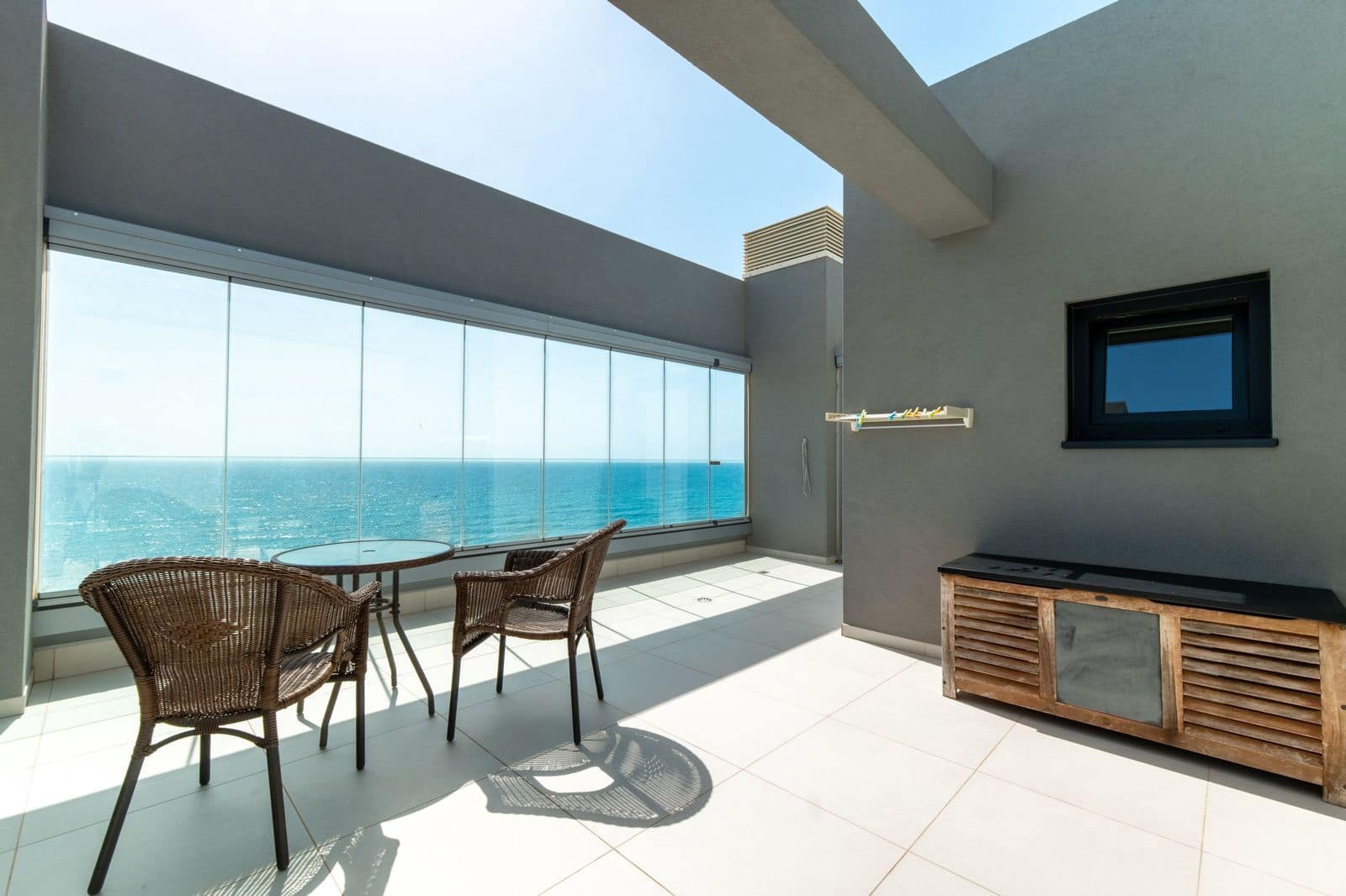 3 sypialnia Apartament na sprzedaż w Punta Prima z basenem garażem - 795 000 € (Ref: 9928209)