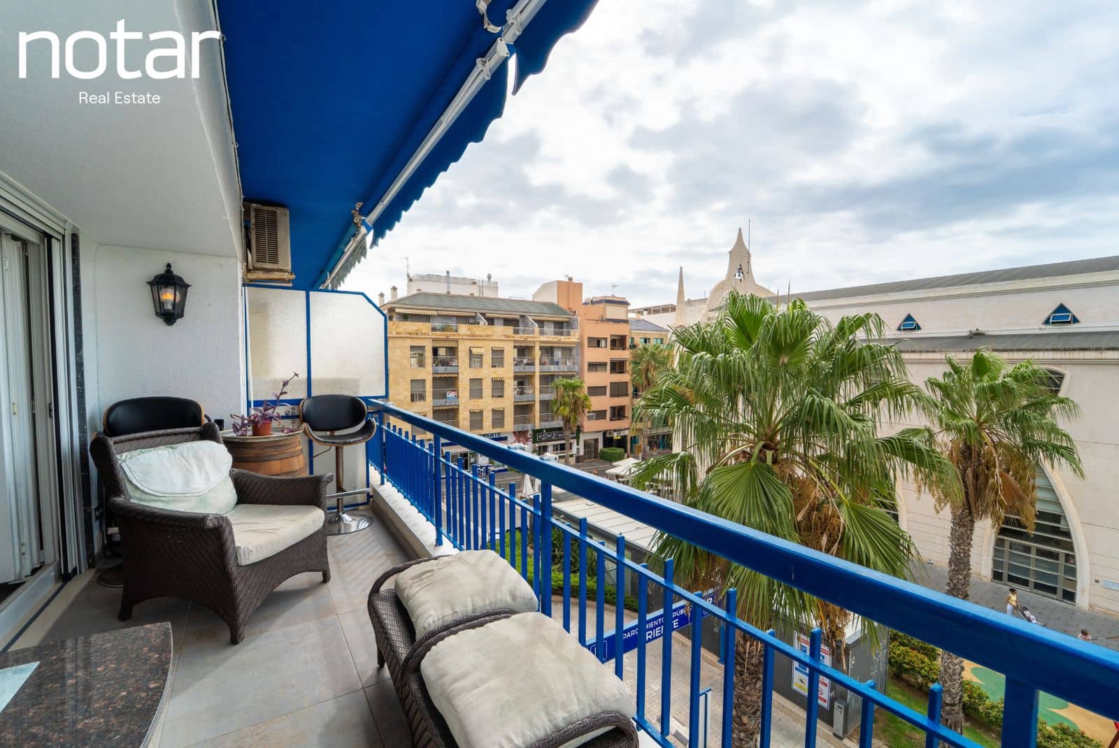 3 sovrum Lägenhet till salu i Torrevieja - 285 000 € (Ref: 9928212)