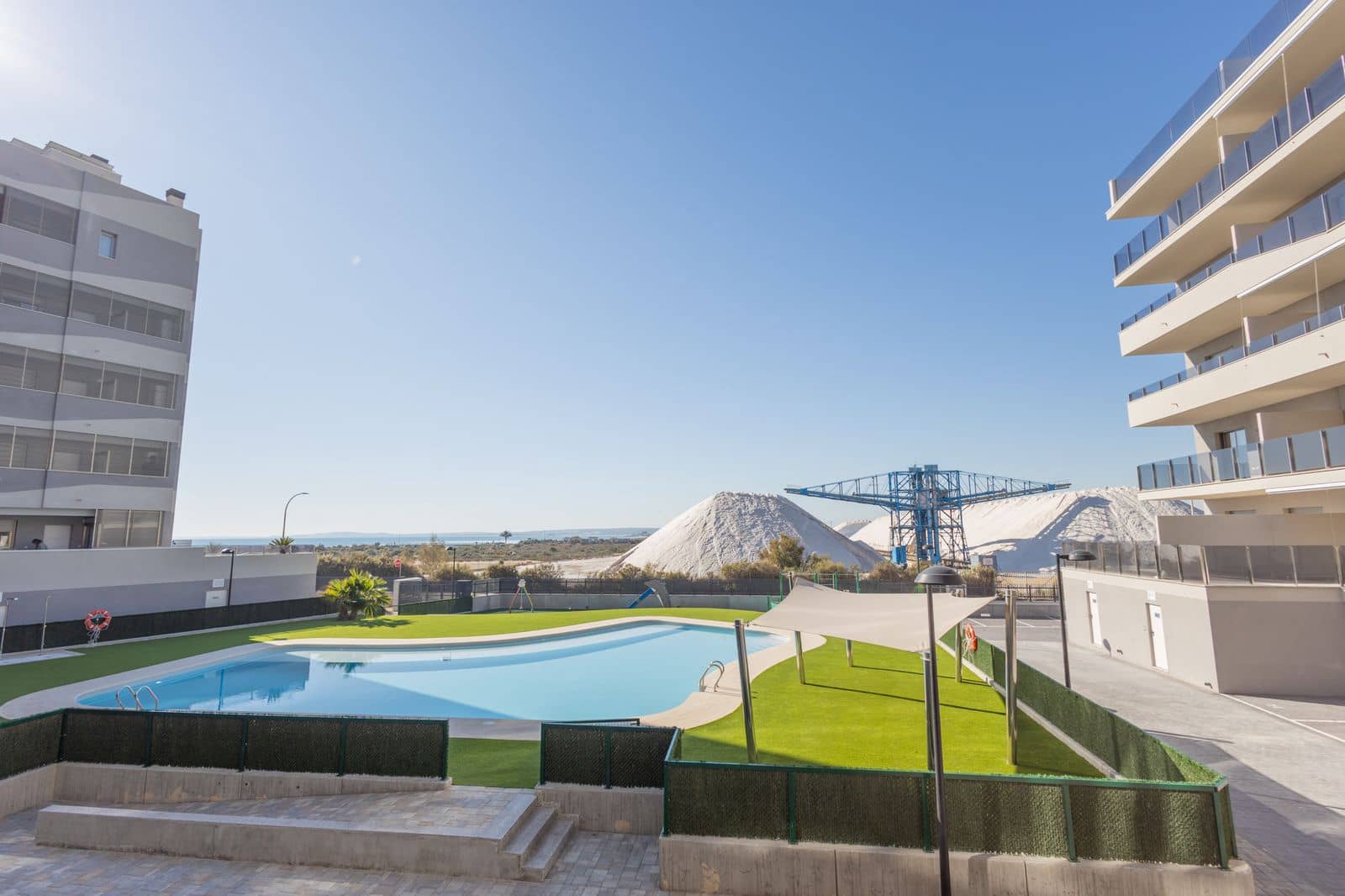 3 Zimmer Apartment zu verkaufen in Santa Pola mit Pool - 499.000 € (Ref: 9928213)