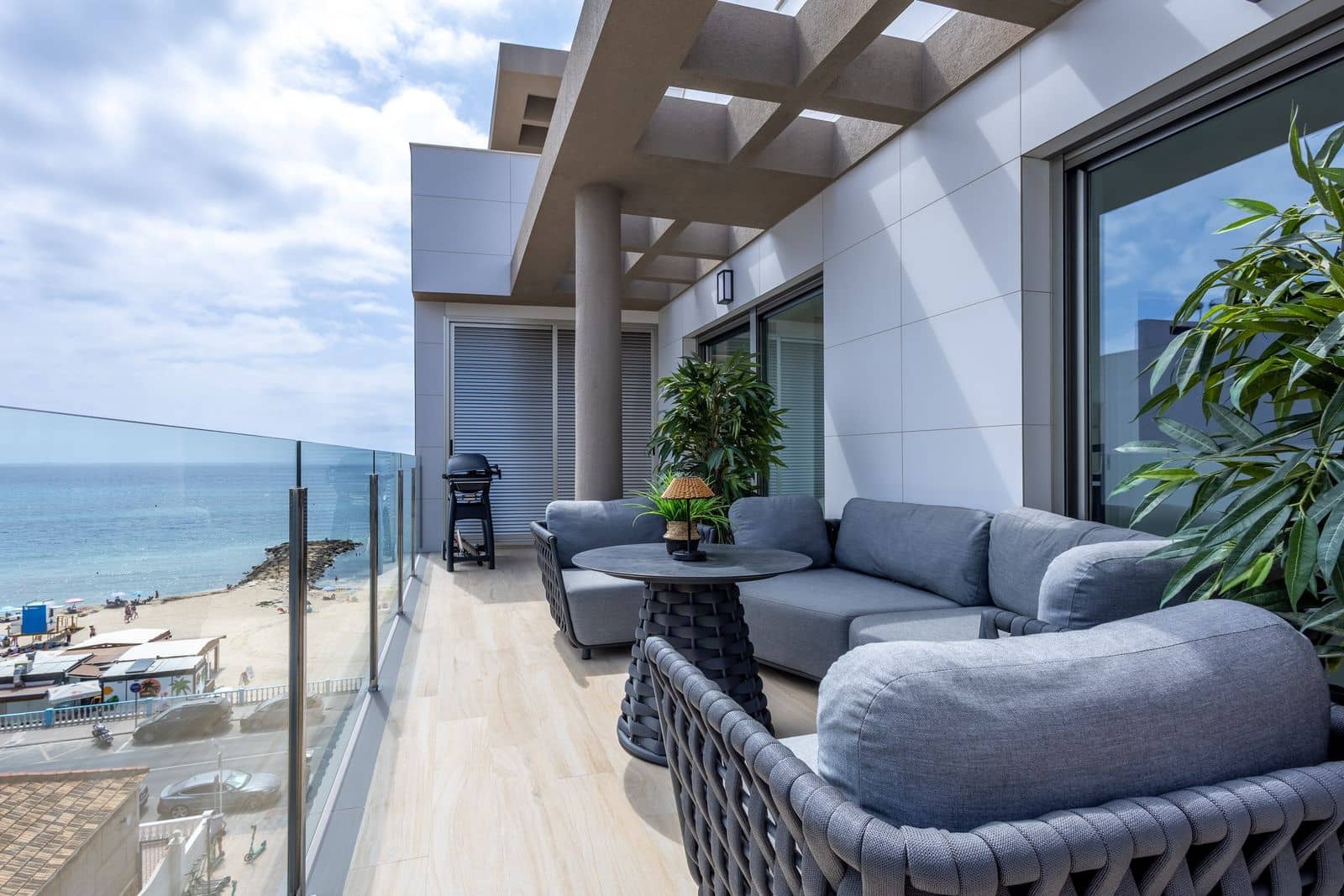 4 sypialnia Apartament na sprzedaż w Torrevieja z basenem - 650 000 € (Ref: 9928219)