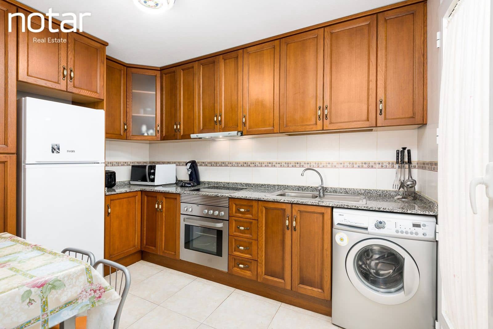 2 sypialnia Apartament na sprzedaż w Torrevieja z basenem - 220 000 € (Ref: 9928220)