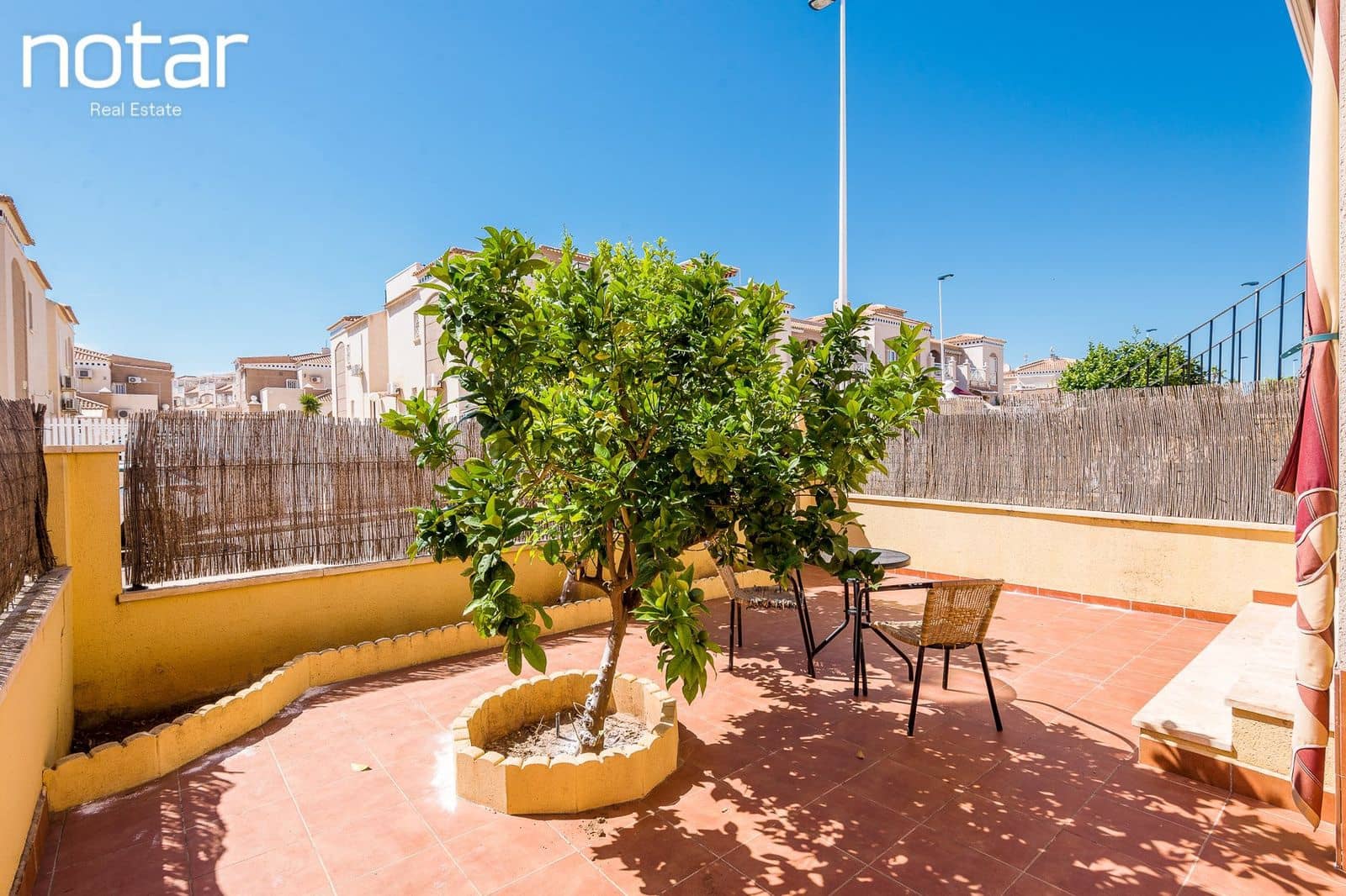 2 sypialnia Apartament na sprzedaż w Torrevieja z basenem - 220 000 € (Ref: 9928220)