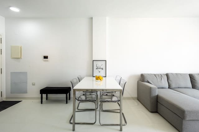2 slaapkamer Appartement te koop in San Miguel de Salinas met zwembad garage - € 239.000 (Ref: 9928221)
