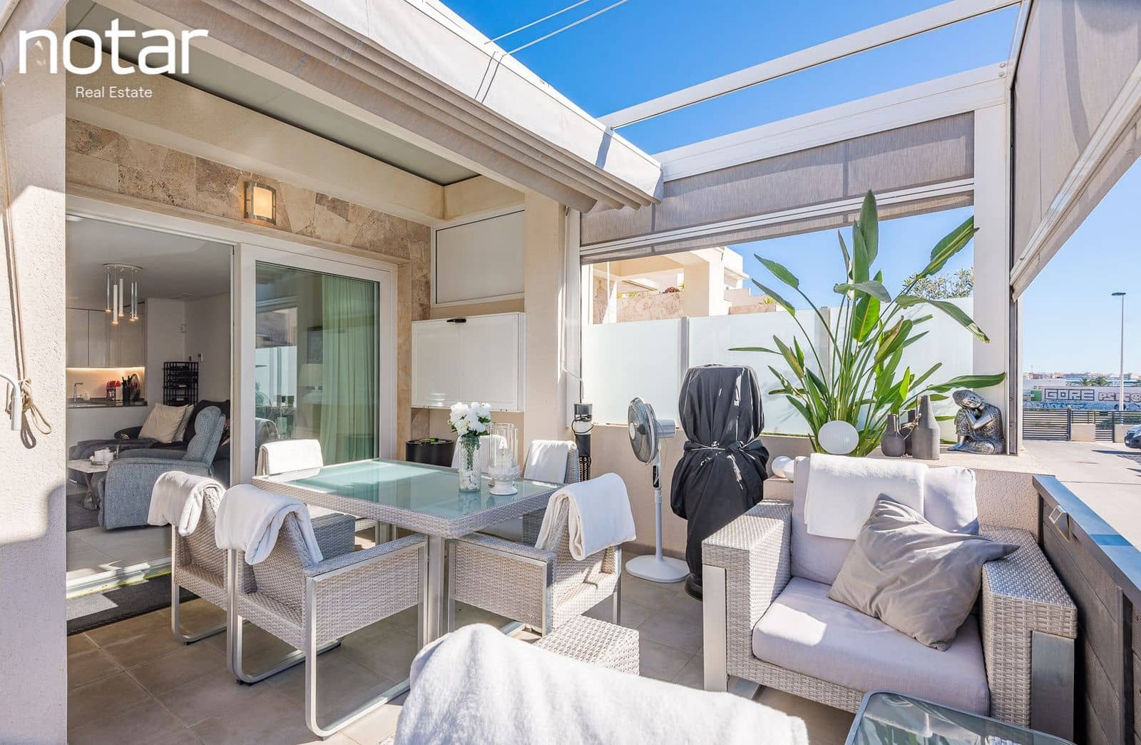 3 bedroom Townhouse for sale in Torrevieja with pool - € 350,000 (Ref: 9928224)