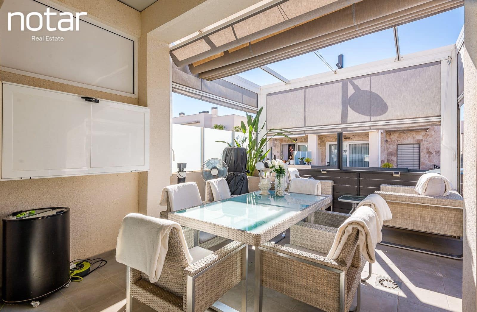 3 bedroom Townhouse for sale in Torrevieja with pool - € 350,000 (Ref: 9928224)