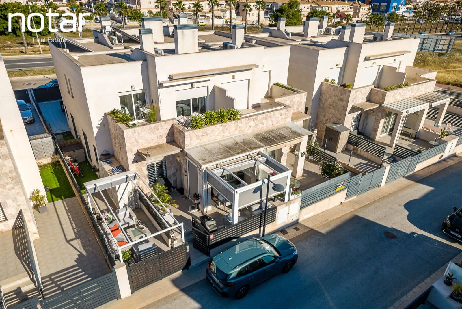 3 bedroom Townhouse for sale in Torrevieja with pool - € 350,000 (Ref: 9928224)