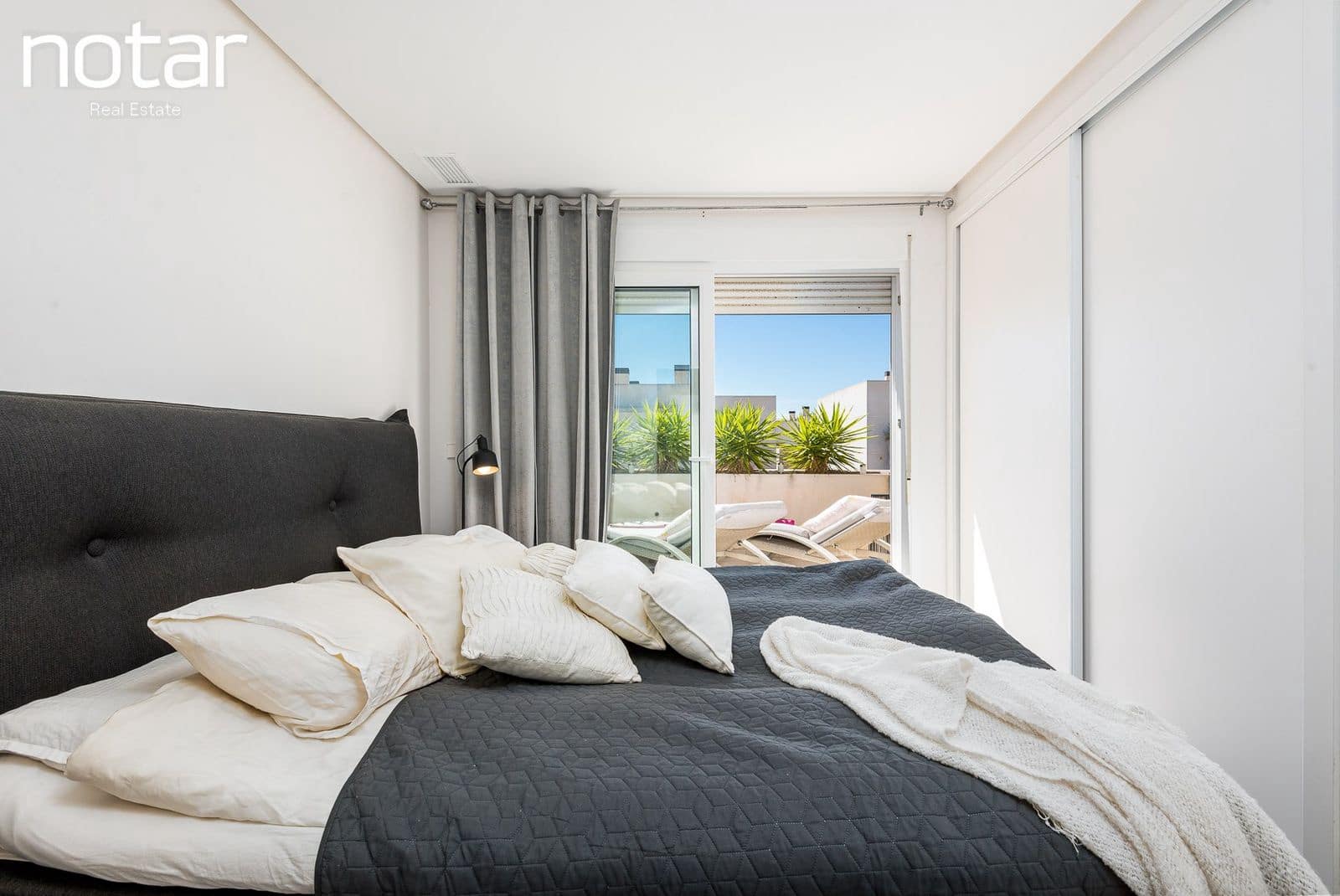 3 bedroom Townhouse for sale in Torrevieja with pool - € 350,000 (Ref: 9928224)