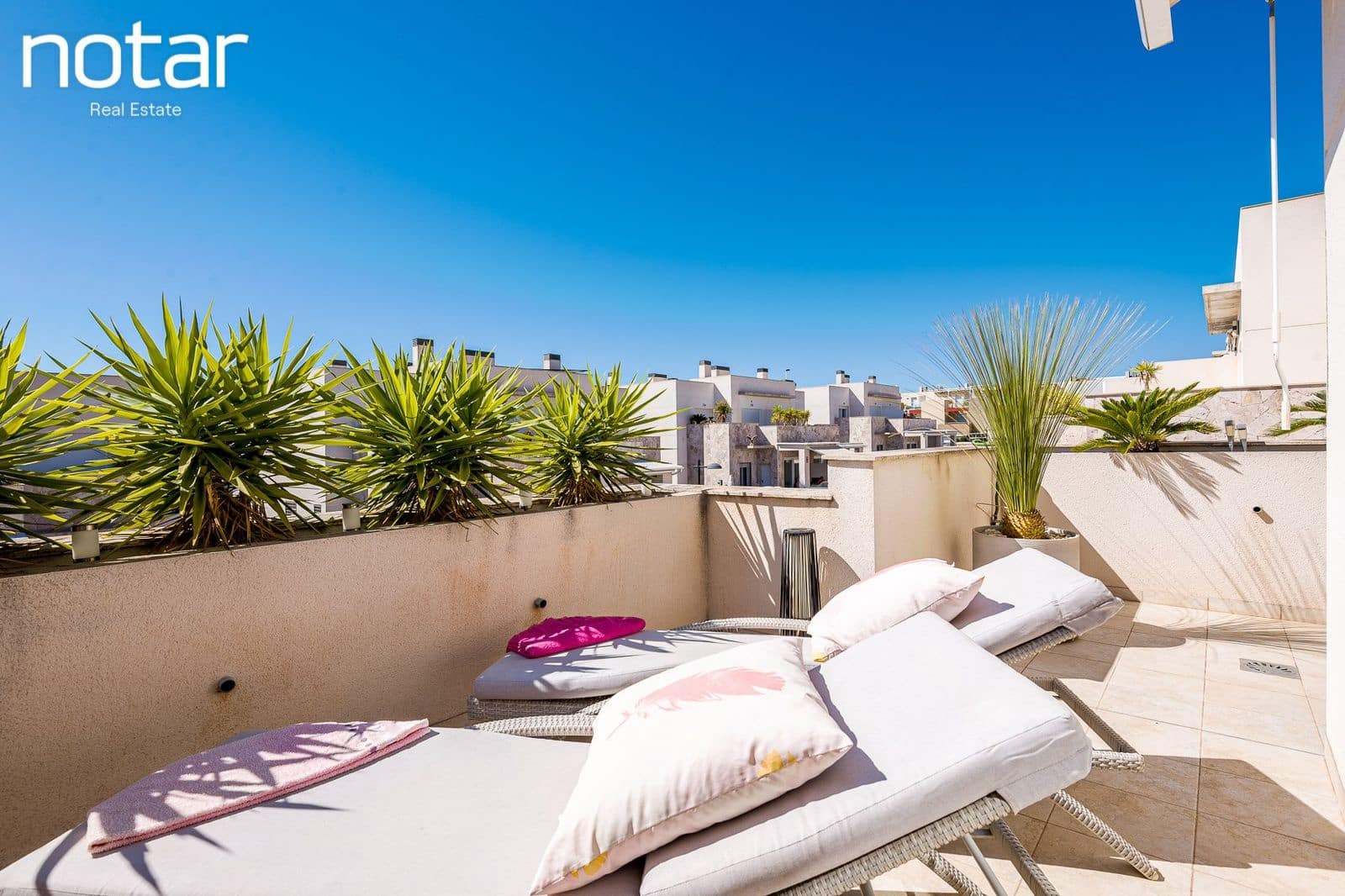 3 bedroom Townhouse for sale in Torrevieja with pool - € 350,000 (Ref: 9928224)