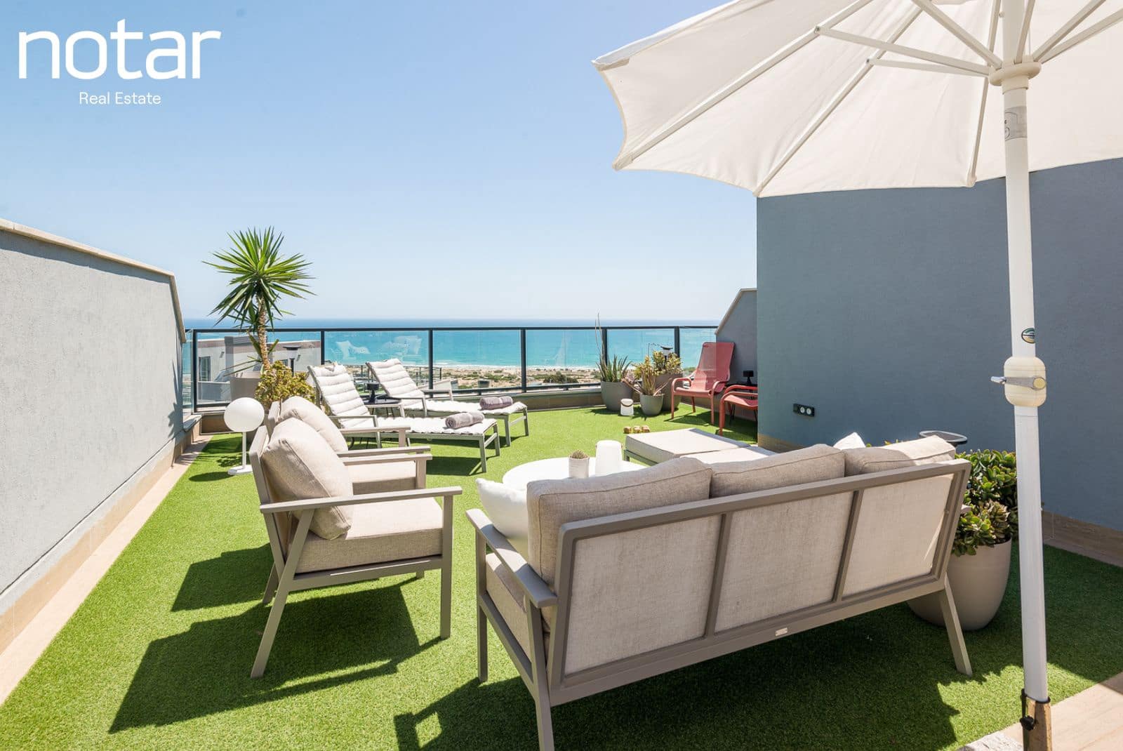 2 bedroom Apartment for sale in Gran Alacant with pool garage - € 545,000 (Ref: 9928225)