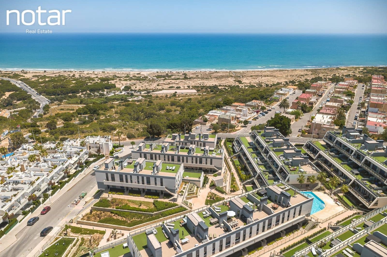 2 bedroom Apartment for sale in Gran Alacant with pool garage - € 545,000 (Ref: 9928225)