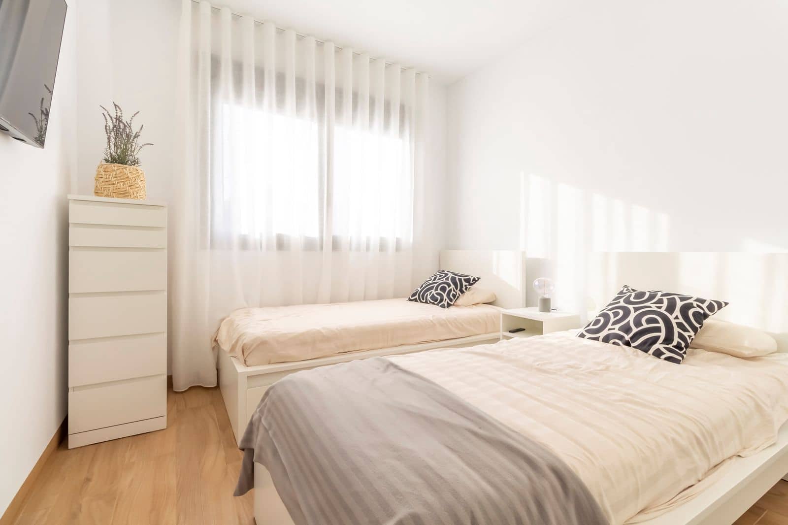 Apartamento de 2 habitaciones en Los Balcones en venta con piscina garaje - 369.000 € (Ref: 9928226)