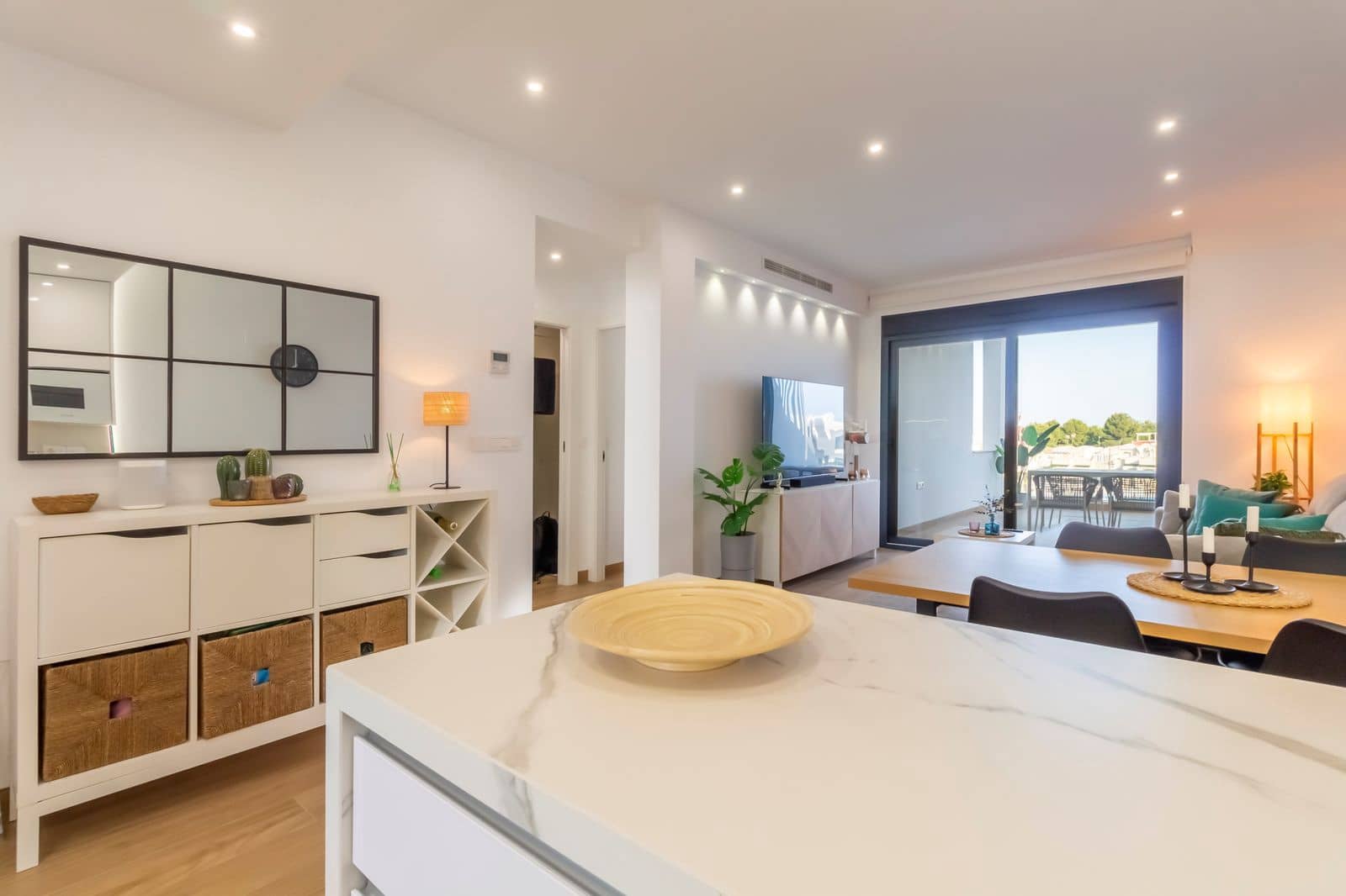 Apartamento de 2 habitaciones en Los Balcones en venta con piscina garaje - 369.000 € (Ref: 9928226)