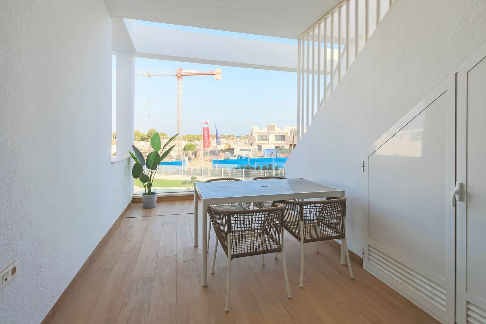 Apartamento de 2 habitaciones en Los Balcones en venta con piscina garaje - 369.000 € (Ref: 9928226)