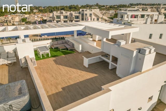 Apartamento de 2 habitaciones en Los Balcones en venta con piscina garaje - 369.000 € (Ref: 9928226)