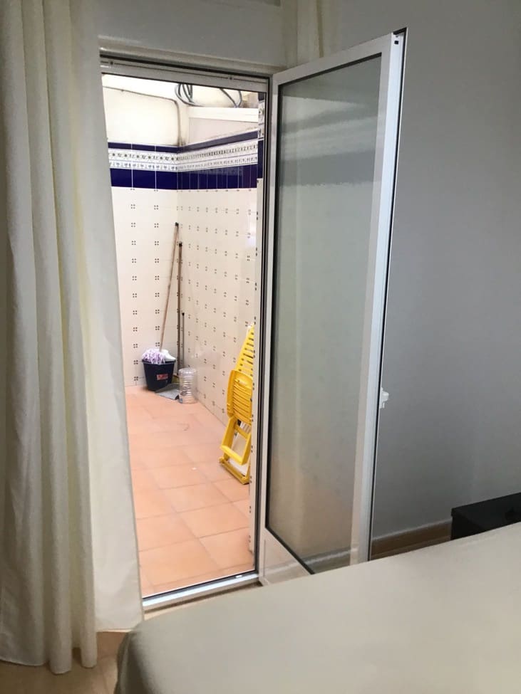 Apartamento de 2 habitaciones en Torrevieja en venta - 134.500 € (Ref: 9928230)