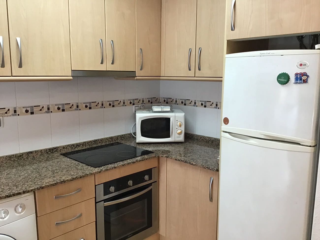 Apartamento de 2 habitaciones en Torrevieja en venta - 134.500 € (Ref: 9928230)