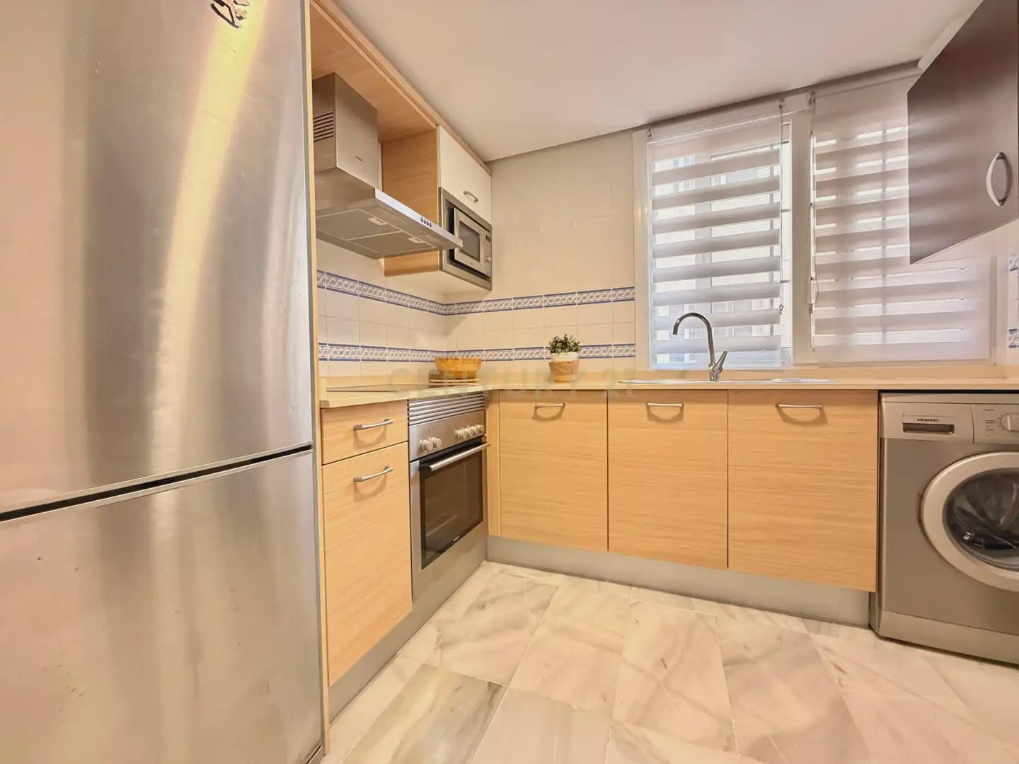 2 bedroom Flat for sale in El Ejido with pool - € 208,000 (Ref: 10015066)