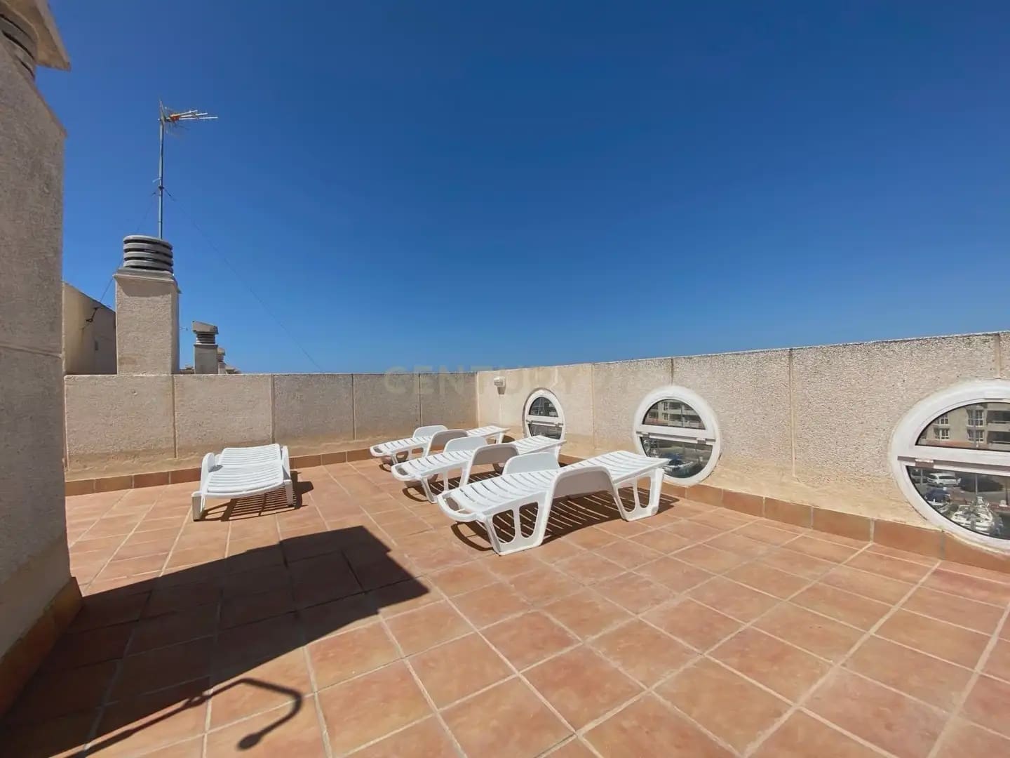 2 bedroom Flat for sale in El Ejido with pool - € 208,000 (Ref: 10015066)