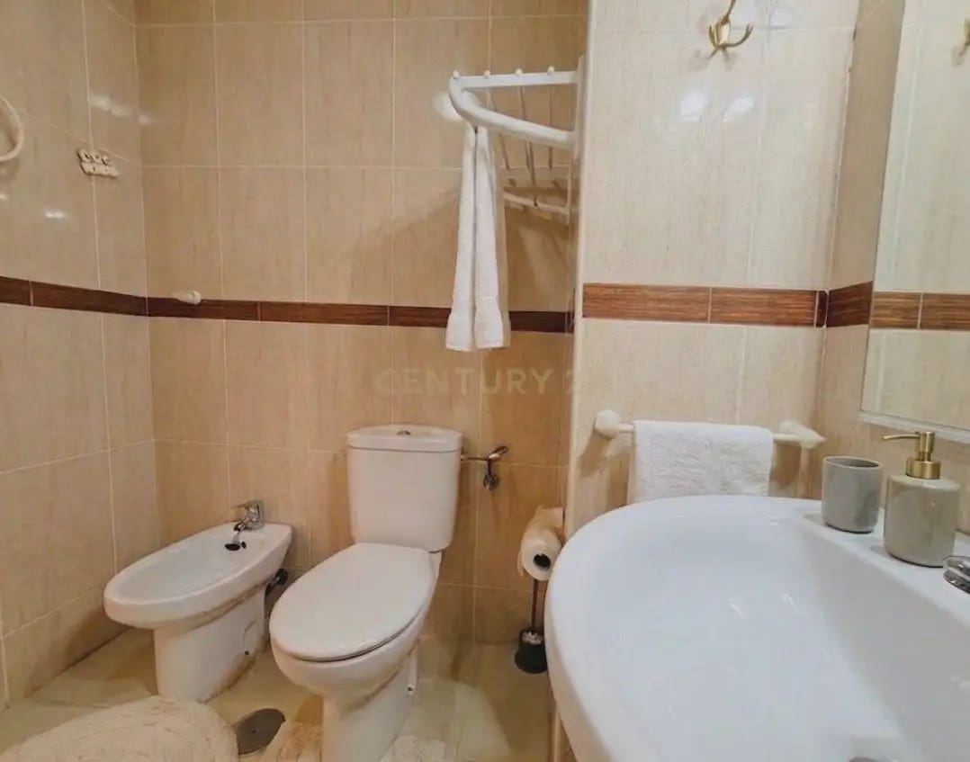 2 sovrum Lägenhet till salu i El Ejido med pool - 182 000 € (Ref: 10021912)