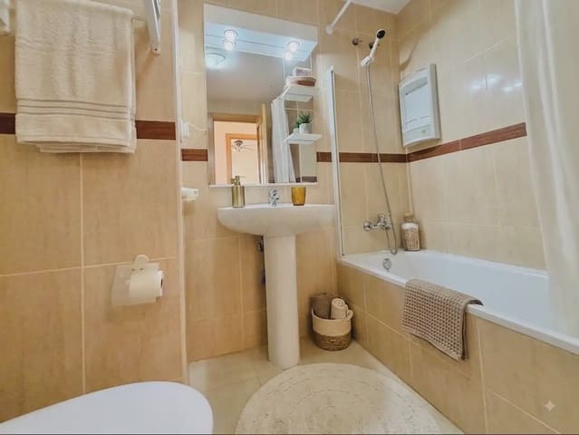 2 sovrum Lägenhet till salu i El Ejido med pool - 182 000 € (Ref: 10021912)