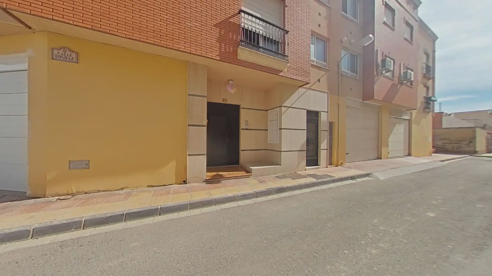 2 bedroom Flat for sale in Adra - € 113,000 (Ref: 10042235)