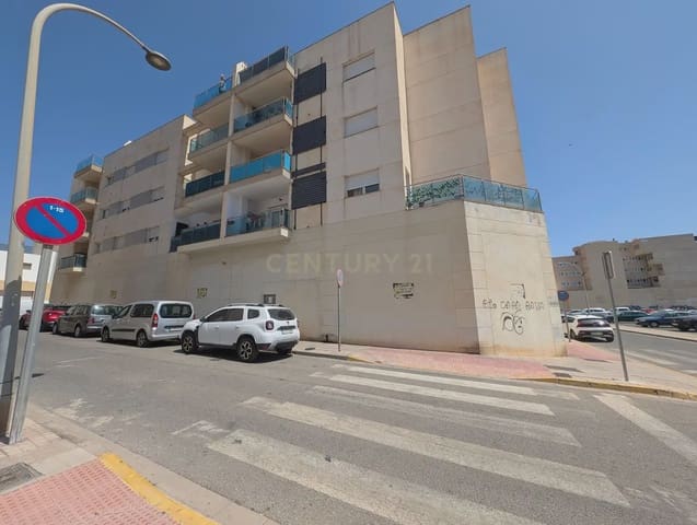 3 Zimmer Wohnung zu verkaufen in El Ejido mit Garage - 139.000 € (Ref: 10042239)