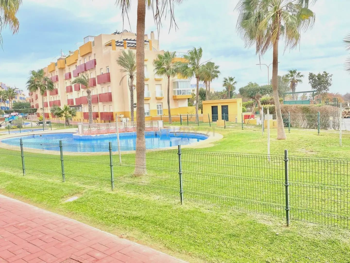 2 sypialnia Mieszkanie na sprzedaż w El Ejido z basenem - 209 800 € (Ref: 10088463)